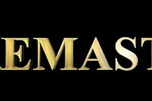 julia ann deepthroats monster cocks with her fake big tits 😍🍆💦