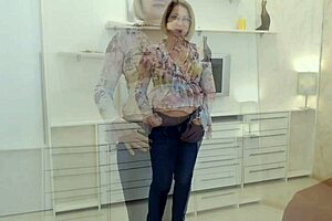 pov: watch me tease in panties til i cum hard 😏💦