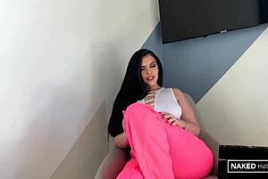 youtube live goes wrong: big booty vlogger sucks bbc wildly 😈🍑💦