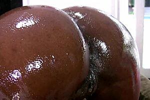 Barbie Banxxx pussy slammed hard in raw fuck session