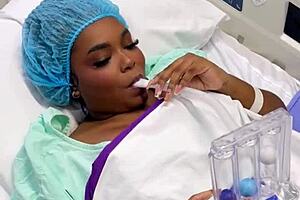 Horny doctor face fucks skinny colombian teen patient's tight pussy deepthroat