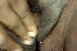 bbw black amateur milf masturbates wet pussy closeup