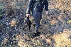 Tall curvy latina milf drops to knees for risky outdoor deepthroat and swallows cum