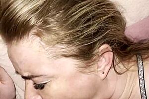 Stedøn sniger sig ind i soveværelset tidlig morgen efter manden er væk til deepthroat og hård knald