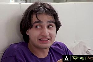 Hey mommy's boy, wanna skip jerking for my creampie?