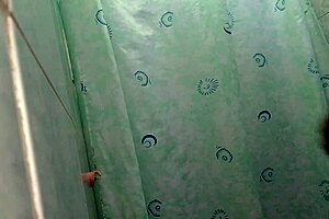 Llego del trabajo, rico baño y masturbación hasta el orgasmo en mi coño grande 😍💦🛁