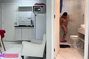 Samira Summer milf threesome moans with two young studs