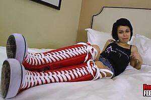 petite bailey paige teases phillyjhon with her sweaty feet in steamy footjob session