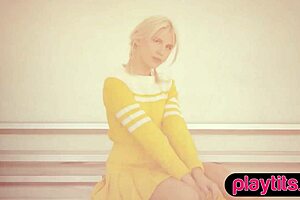 show me that big ass, petite blonde cheerleader milf!