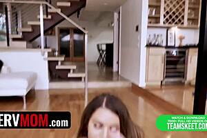 Stepmom Lends Big Ass Tight Pussy for Penis Workout Creampie