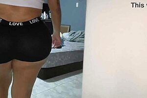 fucking my stepmom's huge ass in the kitchen 🍑😈🔥