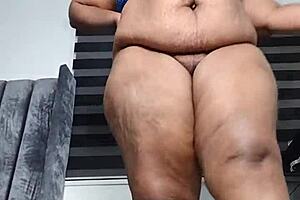 wanna see this fat belly mara exotic stand and explode in orgasm?