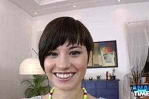 this nasty 19yo's big pussy lips take deep anal breeding??