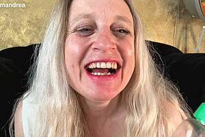 completely oiled up... i fist my soaked milf pussy till i explode! 💦✊