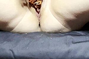 hey muslim stepsis, no salami?? then why masturbate with it so kinky!!?? 😈