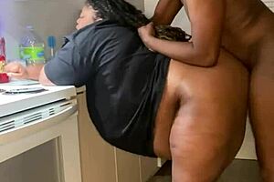 i fuck milf ass in kitchen