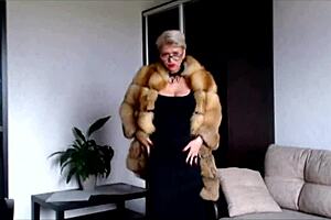 Mature Webcam Whore Aimee Hot Milf Flashes in Fur Coat Show