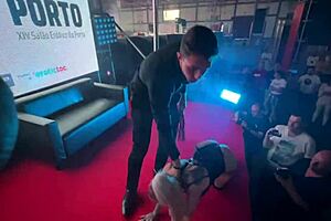 i love public sex with big tits blonde