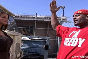 BIG BOOBS BRUNETTE MILF POUNDS BBC IN ROUGH SWINGER FUCK