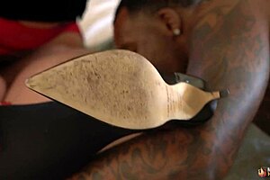 horny hotwives racheal savory and summer share rome majors' huge cock wildly