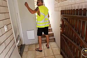 Pool Suruba Milf Gags On Double Cocks