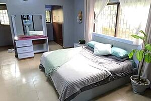 Moans Fill Room as Louis Devours Maid's Wet Pussy