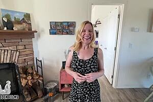 Wanna make out with my best friend's stepmom Jane Cane?