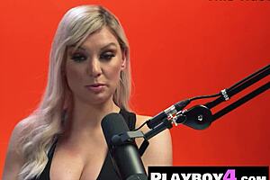 big tits blonde milf digs solo masturbation playtime