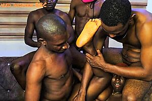 friends pound stepmom's ass pussy missionary quickie cumshot