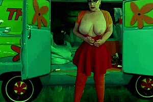 Granny Velma Dinkley licks then creampies in cosplay quandary