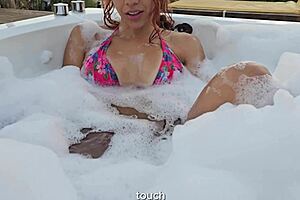 joi cum on my bikini ass in jacuzzi babe... errr yeahh!