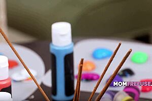 Freeuse milf Whitney OC eats cock to fix her artist's block with Rion King!