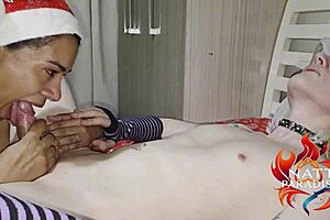 como o cuzinho dele mamae noel milf fode novinho gosozinho!!