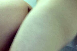 vamos al baño sin que nadie nos vea doggystyle