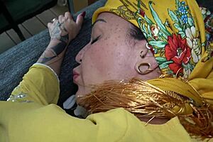 arab milf sara hides her huge tits n ass for taboo homemade mother-in-law fun