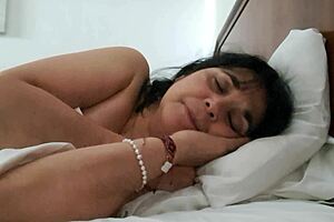 stepmom surprise bed fuck with fat latina milf homemade
