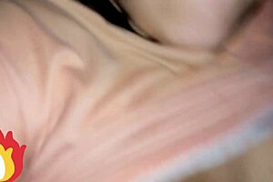 Stepmom's huge ass heats up begging for anal pounding