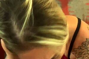 Married milf sneaks to hotel for boss's thick cock pounding! 🏨🍆💦