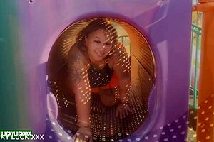 LUCKY GURL NICOLE SANTANA RIDES BIG BOOTY BLACK MILF IN CAR