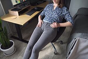 i cant resist my naughty colleague's camel toe teasing in tight jeans!