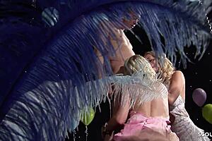 Will two lingerie-clad blondes Paige Ashley and Cindy Behr handle that fat cock in FFM?