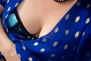 Watch This Mature Milf Play Her Dripping Wet Pussy!