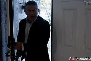 husband waits outside while i get black cock deepthroat