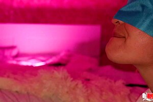 tricked stepmom guesses cum tastes then sucks facial swallowing load