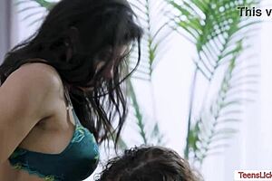 Stepmom And Stepdaughter Dive Into Shaved 69 Pussy Licking