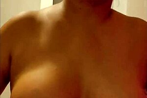 milf mexicana culona flashes wet pussy mirror then creams missionary