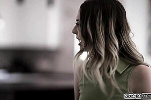 hey petite small tits teen wanna get fucked by older boyfriend