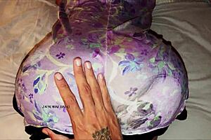 skinny big cock guy breeds ebony milf's fat ass quickie creampie