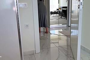 What happens alone with my sexy stepmom's huge ass?