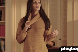 gianna dior strips nude teasing her perfect body sensually